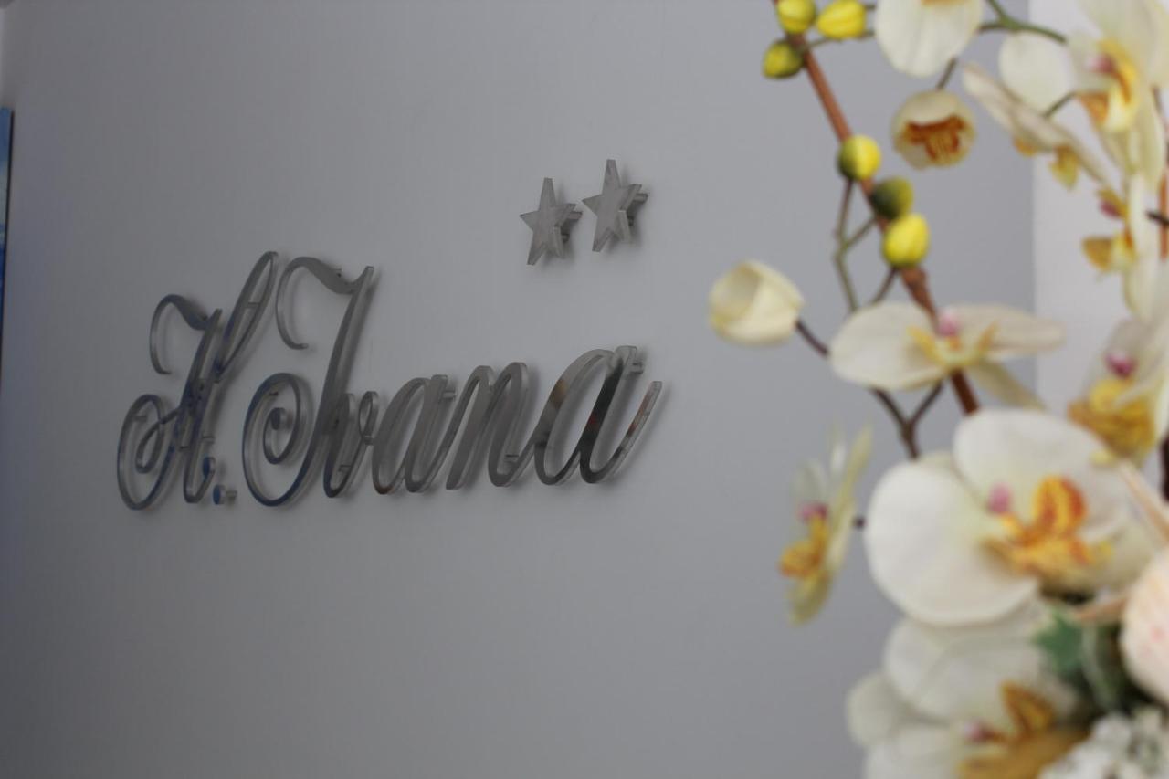 Hotel Ivana Misano Adriatico Εξωτερικό φωτογραφία